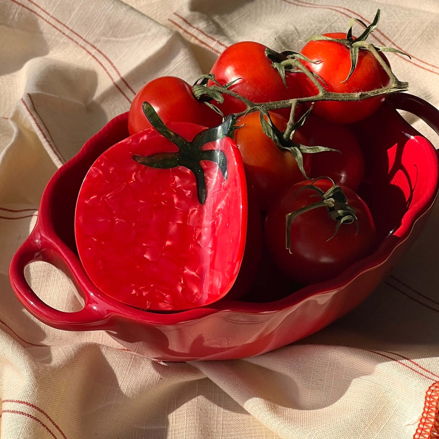 Tomato Hair Claw Clip