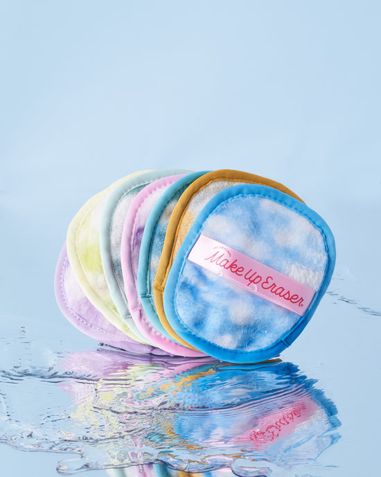 Cloud 9 MakeUp Eraser 7-Day & Cosmetic Bag Gift Set