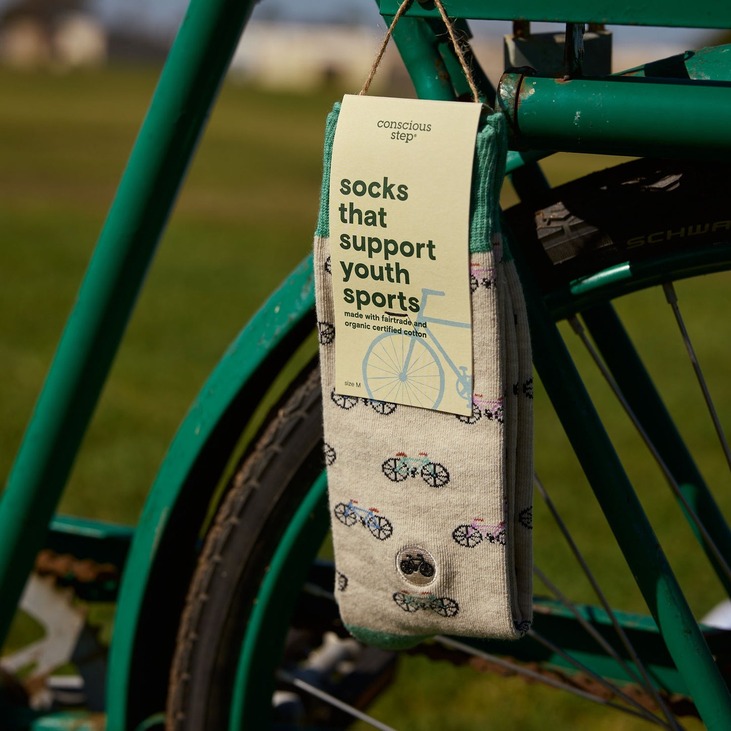 Socks that Support Youth Sports (Gray Basketballs)