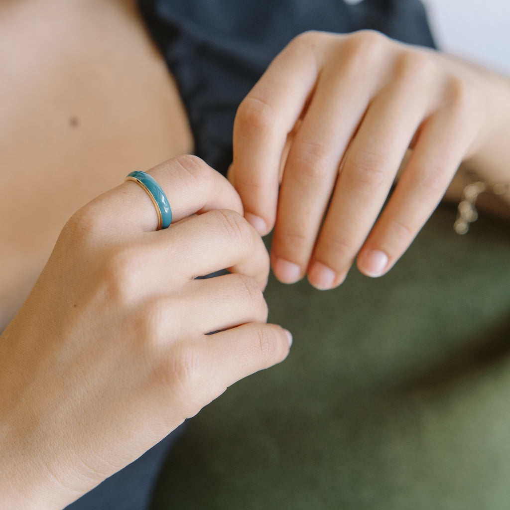 Daphne Emerald 18k Gold Enamel Ring