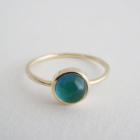 Mini Mood Ring: 18k Gold