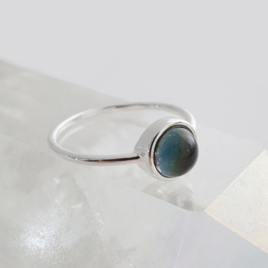 Mini Mood Ring: Sterling Silver