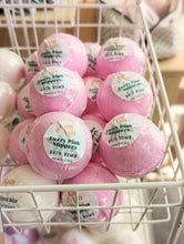 Load image into Gallery viewer, Fuzzy Pink Slippers Bath Bomb
