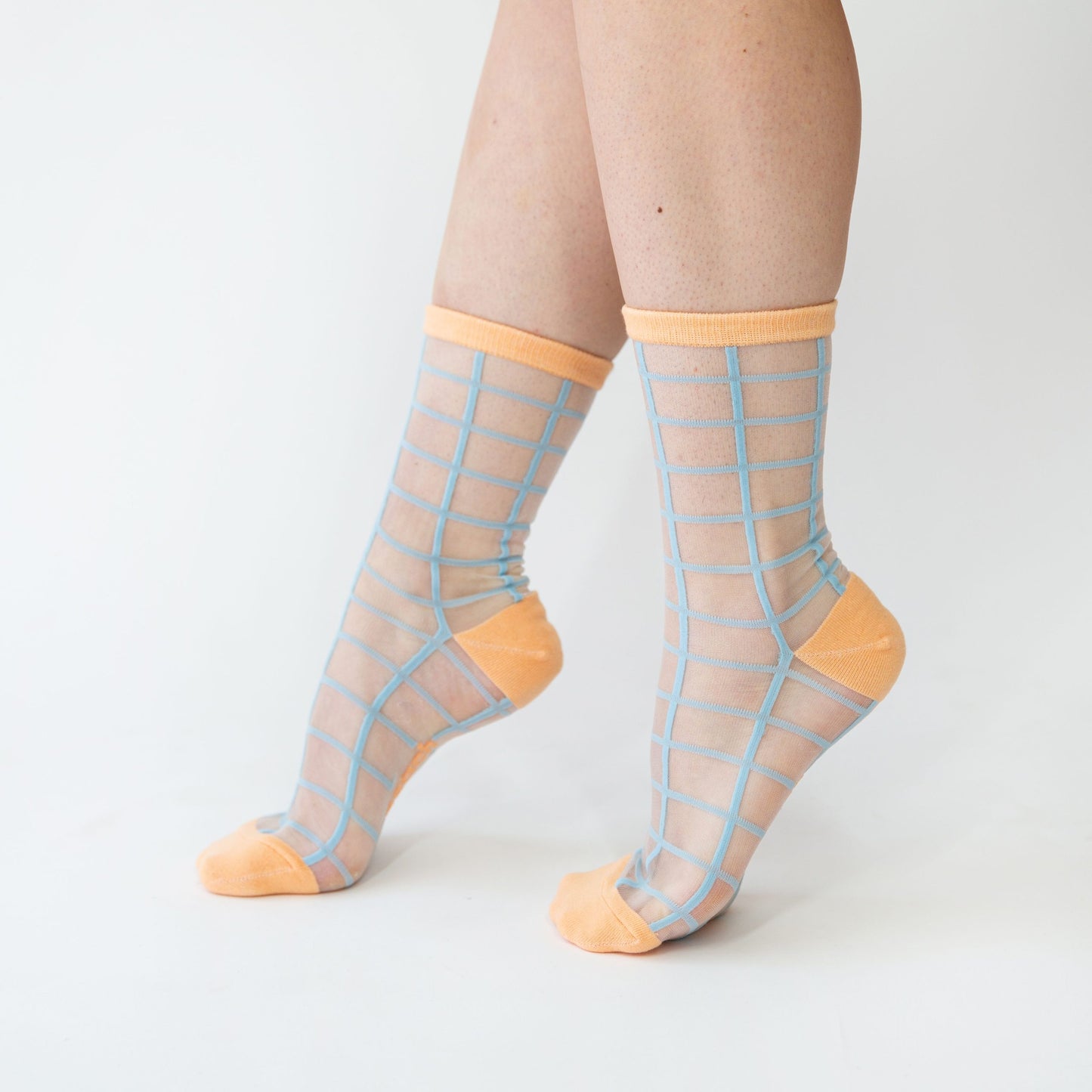 Melon Blues Grid Sheer Mesh Socks