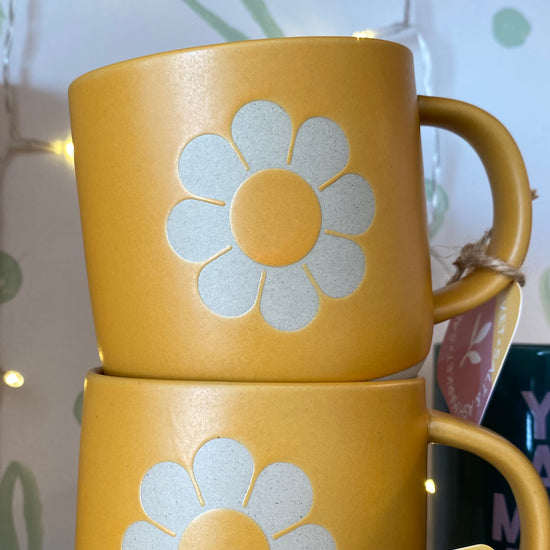 Ceramic Yellow Daisy Mug