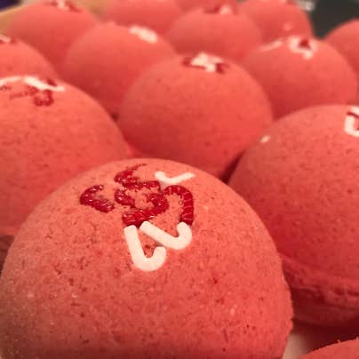 Candy Cane Bath Bomb