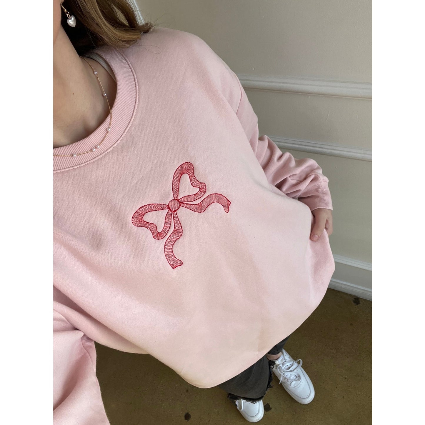 Pink Bow Embroidered Sweatshirt